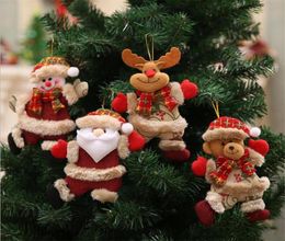 Jolie décoration d'arbre de Noël Pendant Santa Clause Bear Snowman Elk Doll Sanging Ornements Décoration de Noël pour Home9159660