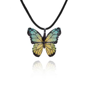 Leuke kleurrijke vlinder ketting voor vrouwen meisjes natuurlijke blad gesneden vlinders vormen vorm esthetisch touw hang ketting sieraden