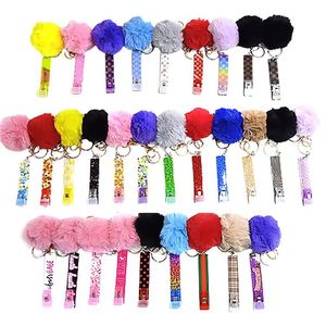 Mignon de carte de crédit Puller Pompom Key Party Favor Rings Acrylique Debit Bank Card Grabber pour Long Nail ATM Cartes Keychain Cartes Clip Nails T331C