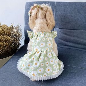 Bonito vestido para perro con estampado de margaritas, ideal para celebraciones, ocasiones especiales, adecuado para razas pequeñas, medianas y grandes.