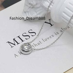 Mignon Design Moissanite Pendentif Collier Sterling Silver925 2ct VVS1 8MM Rond Moissanite Diamant Colliers