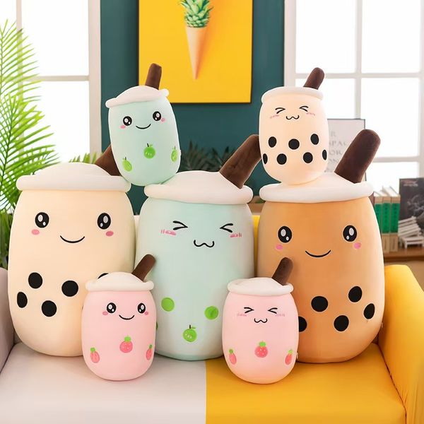 Souvenirs Mignon Fruit Boisson En Peluche Jouet En Peluche Doux Rose Fraise Lait Thé Peluches Boba Tasse De Thé Jouets Bulle Oreiller Coussin Enfants Cadeau 24 cm DHL Ship 828 E3