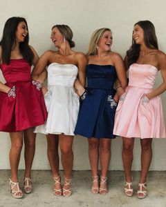Leuke homecoming jurken 2019 een lijn strapless nek zakken echte foto's korte dame feestjurk roze rode witte marine afstuderen jurk op voorraad