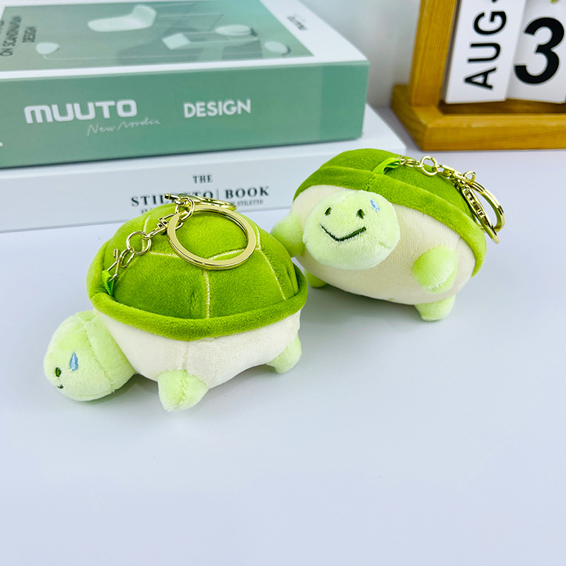 Mignon Internet Celebrity Little Turtle Plush Doll Sacs, pendentifs, jouets en peluche laids et mignons, poupées de la machine en gros