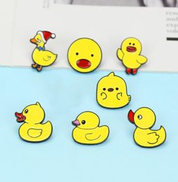 Mignon petit canard Animal broche émail broche jaune Quacker Boy039s Girl039s broches insignes sur sac à dos Badge bijoux cadeaux fo7540377