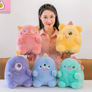 Schattige Kleine Monster Sierkussen Cartoon Knuffel Pop Grijpmachine Pop Kinderpop Verjaardagscadeau Groothandel voor Vrouwen