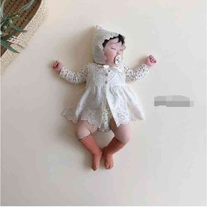 Schattige kleine prinses mode outfits baby meisjes lange mouwen bloemen bodysuit baby's borduurwerk mouwloze tops 0-2Y 210508