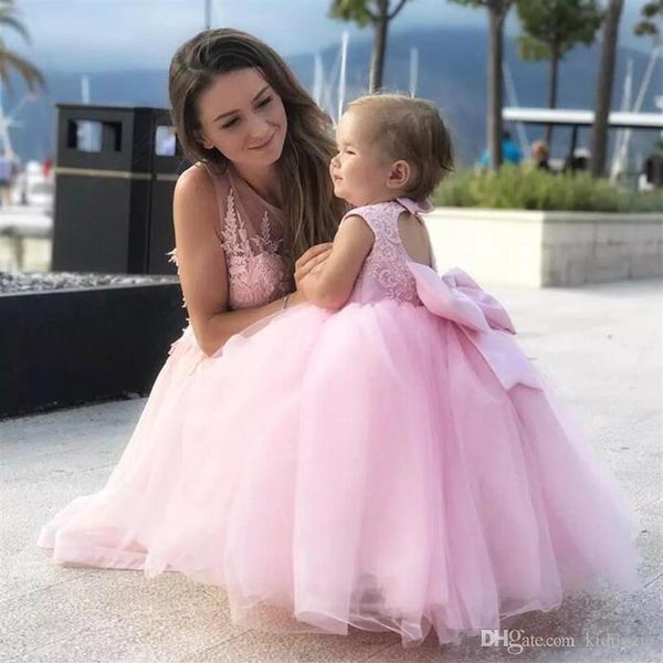 Lindo encantador rosa madre e hija vestidos de baile para boda fiesta flor niñas vestido niño bola vestidos 282d