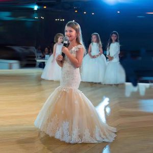 Schattige zeemeermin meisjes pageant jurken kant applique mouwloze goedkope bloem meisjes jurken kinderen organza v hals kinderen verjaardag prom jurk