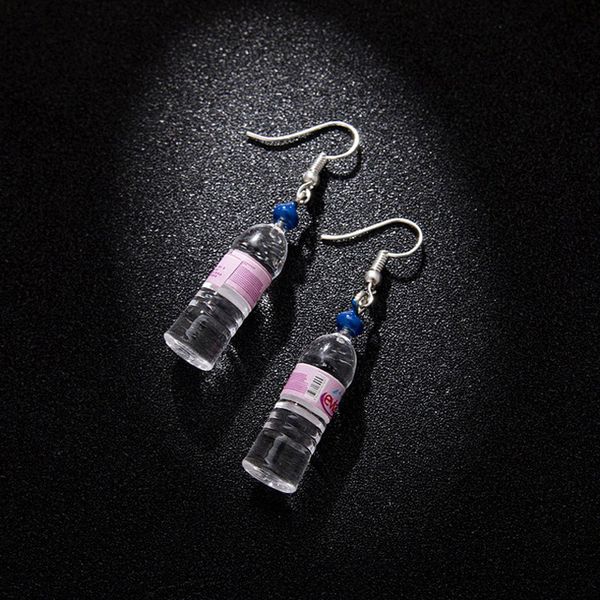 Mignon bouteille d'eau minérale balancent boucles d'oreilles bleu rose couleur plage fête femme bijoux femmes créatif boisson bouteilles goutte boucle d'oreille 3D