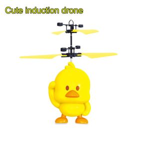 Leuke Mini Drone Hand Inductie Vliegende Gele Eend Speelgoed Grappige RC Helikopter Vliegtuigen voor Kid Speelgoed Present Gift Vliegend Speelgoed