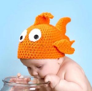 Leuke maanden baby foto props hoed handgemaakte babyclownfish vis gebreide beanie hoed pasgeboren wol foto cap haak mutsen voor jongens meisjes