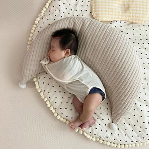 Mignon lune bébé oreiller né coussin d'alimentation maternité coton en forme de U oreiller d'allaitement allaitement infantile câlin sommeil oreiller 240226