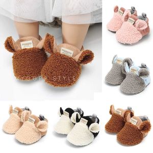 Mignon nouveau-né bébé chaussures avec oreille enfant en bas âge bébé rampant chaussures garçons filles agneau pantoufle Prewalker formateurs hiver infantile chaussures chaudes Y0804