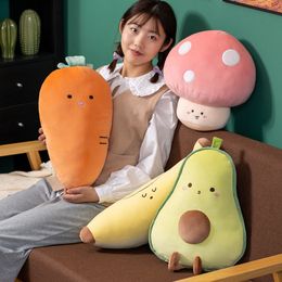 Coup de coussin mignon Avocado Banana Plux Toys Soft Carrot Chandroom Cushions Kawaii Fruit Farged Doll For Children Birthday