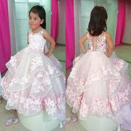 Leuke Roze Bloem Meisje Jurken voor Bruiloft Kant 3D Bloemen Geappliceerd Meisjes Pageant Jurk Tiered Rokken vestidos de desfile de277e