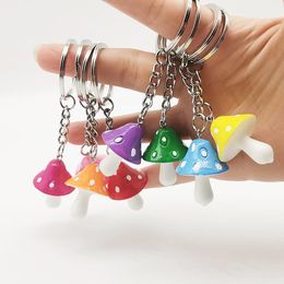 Mignon plante champignon porte-clés pour femmes dessin animé résine 8 couleurs porte-clés fille enfants sac pendentif bijoux à bricoler soi-même cadeaux