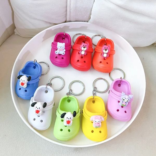 Mini pantoufles compactes en Pvc, chaussures à trous, pour amoureux de voiture, porte-clés, chaussures, sacs à dos, pendentifs, petits cadeaux