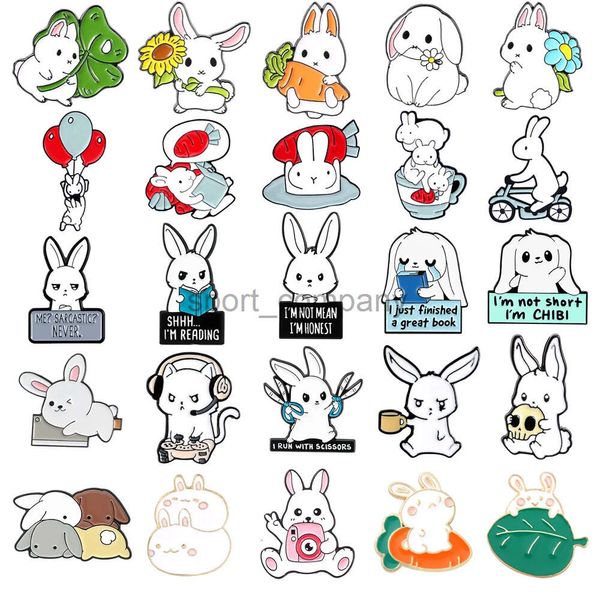 Mignon Rabbit Enamel Brooch Carrot Rabbit Balloon vélo Lire livre Honest Scissors Camerie Gamer Rabbit Badge Punk Taps Bijoux