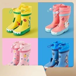 Lindo lluvia Niños Niñas Botas de goma Nuevo Cartoon Niños impermeables Implodas de agua Baby Water Zapatos l l l