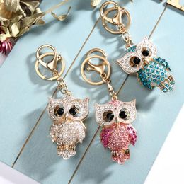 Leuke Rhinestone 3D Owl -serie Legering Keychains vrouwelijke tas ornament auto sleutelhangerscadeaus