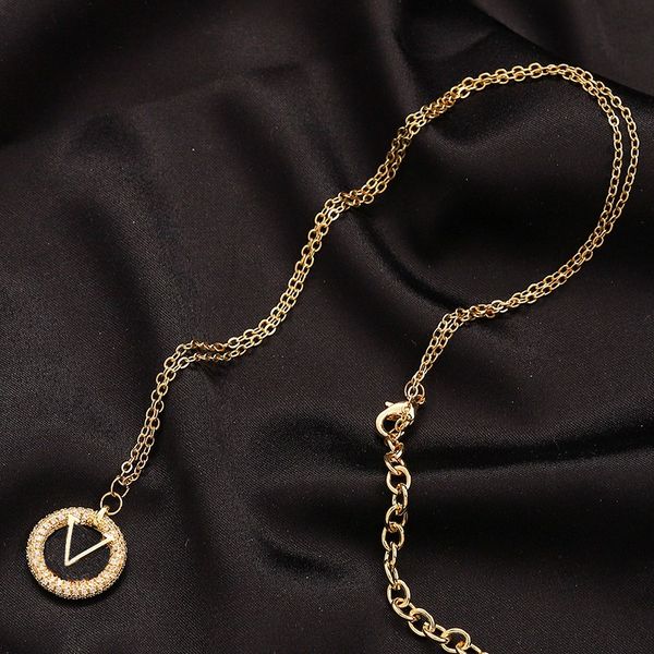 mignon collier de diamants romantique collier de designer pour les femmes pendentif colliers mode collier en acier inoxydable hommes cadeaux de la Saint-Valentin pour femme cadeaux de la chaîne cubaine