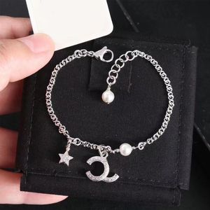 Bracelet lettre étoile mignon avec timbre pour femmes, chaîne en strass, bijoux à la mode pour cadeau de fête