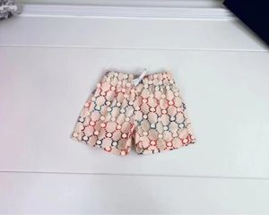 Leuke zomerjongens merkbord shorts letters bedrukte kinderen zwemkleding kinderen strand zwem shorts boy bad suit child badpak