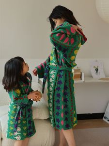 Mignon Légumes Patter Coton Robe Serviette Doux Enfants Oreille Hoodies Peignoir À Manches Longues Kimono Vêtements De Nuit Manteau Bain Couverture Serviettes