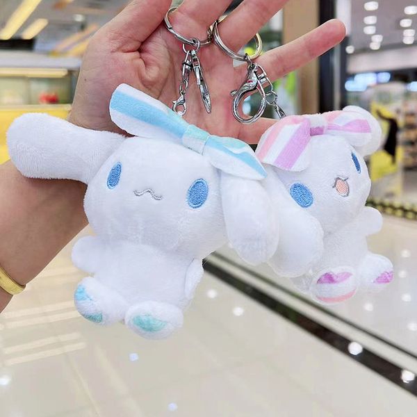 Lindo blanco oreja grande perro bolsa de felpa colgante dibujos animados Cinnamoroll colgante bolsa accesorios llavero coche colgantes accesorios niños regalo de cumpleaños 265