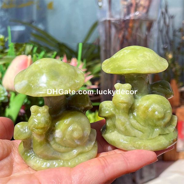 Lindo cristal de jade de Xiuyan tallado caracol y seta escultura arte suerte adorno decoración del hogar piedra de cuarzo natural cráneo sorpresa colección de regalo