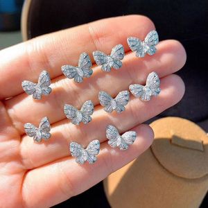 Mignon Zircon papillon boucle d'oreille femmes fille brillant papillon boucles d'oreilles pour cadeau fête mode bijoux de haute qualité