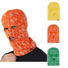 Casquettes de cyclisme Masques tricotés Full Face Paisleys Masque Couverture de cagoule d'hiver pour les sports de plein air Halloween Nouveauté Bonnet à tricoter 231120