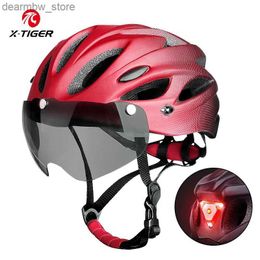 Coupages à vélo Masques X-Tiger Adult Bike Casque avec LED ARRIÈRE LUMIÈRE DUAL MODE CASHET COLLET COLY