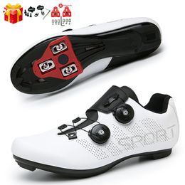 Cycling Footwear Unisexe Chaussures Mtb Zapatillas Ciclismo Mtb Men de sneaker cycliste Chaussures avec des hommes Cleat Road Mountain Bike Racing Femmes Bicycle SPD 230904