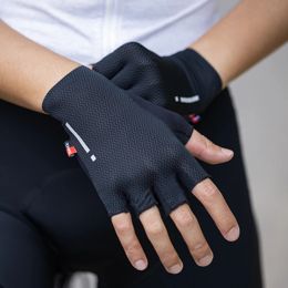 Gants de cyclisme Santic gants de cyclisme été en plein air vélo demi-doigt gants Anti-friction respirant doigt housse de protection universelle 231204