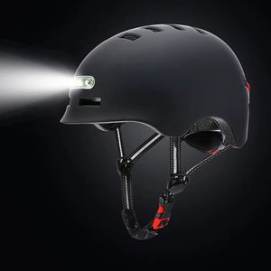 Casques de cyclisme Casque de vélo avec avertissement lumineux intégré Balance voiture vélo vtt Sports de plein air Scooter électrique casquette d'équitation 231005