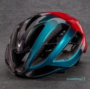 Cascos de ciclismo Casco de bicicleta Bicicleta de montaña Deportes al aire libre para hombres Mujeres Seguridad de la marca 25 Entrega de gotas Equipo de protección al aire libre Dhi2Y