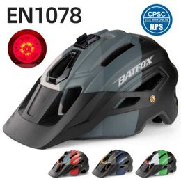 Capacetes de ciclismo Capacete de equitação de alta resistência Batfox Sports Camera Mountable Streamline Capacete de bicicleta com luz traseira de advertência respirável P230419