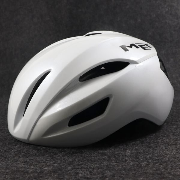 Cascos de ciclismo Italia BIKE MET Manta casco Aerodinámico Road Bicycle Racing Casco para mujeres y hombres Mountain Helemt 54 60CM M Tamaño 230607