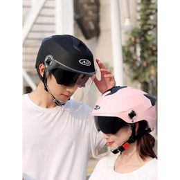 Cascos de ciclismo Cascos de motocicleta con luces LED Casco de ciclomotor Scooter eléctrico para hombres Mujeres con doble visor Luz de bicicleta recargable J230213