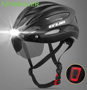 Fietshelmen NEWBOR Light Fietshelm MTB Road Bicyc Helm Voor en Achter Met Waarschuwingslampje USB Oplaadbaar Ectric Bicyc Helm HKD230626