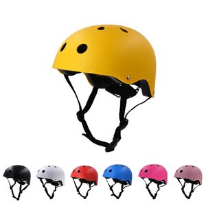 Casques de cyclisme Casque rond professionnel vers l'extérieur Sécurité Protéger le camping en montagne en plein air Randonnée Équitation Équipement de protection pour enfants 230525