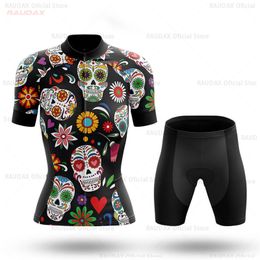 Ensembles de maillots de cyclisme Kit de crâne de sucre coloré Vêtements d'été à manches courtes Costumes de triathlon respirants 230605