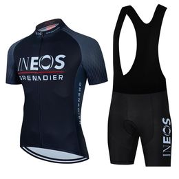 Cycling Jersey Sets Ineos Grenadier Bicycle Pro Team Korte mouw Maillot Ciclismo Mens zomer Breathable kleding 221104 Drop Deliv Dh1az