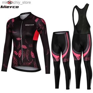 Ensembles de maillots de cyclisme Maillot de cyclisme costume Bicycs pour femmes Compto vêtements pour femmes Go Pro Sepeda vtt Conjunto Ciclismo Roadbike bavoir Vtt Gel pantalon Q231107