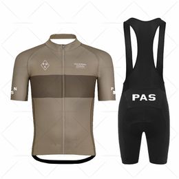 Cycling Jersey Sets PAS Normale studio's Cycling Jersey Set Zomer Ademende PNS Road Bicycle Suit Men Korte Mouw Cycling Clothing MTB Uniform 230522