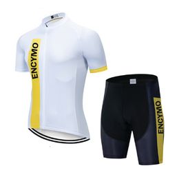 Radfahren Jersey Sets Pro Team Kleidung Rennrad Tragen Racing Kleidung Quick Dry Herren Set Ropa Ciclismo Maillot ENCYMO 230803