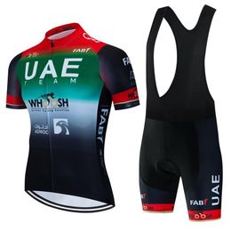 Maillot de cyclisme Ensembles Chemise Professionnelle UAE Homme Vtt Shorts Vêtements D'été Hommes Maillot Tricuta Vêtements Ensemble De Sport Pantalon Gel Bib 230801