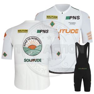 Wielertrui Sets Solitude Fietsen PNS Zomer Heren Korte mouwen Sneldrogend Ademende Kleding PAS NORMAL STUDIOS Jersey 230629